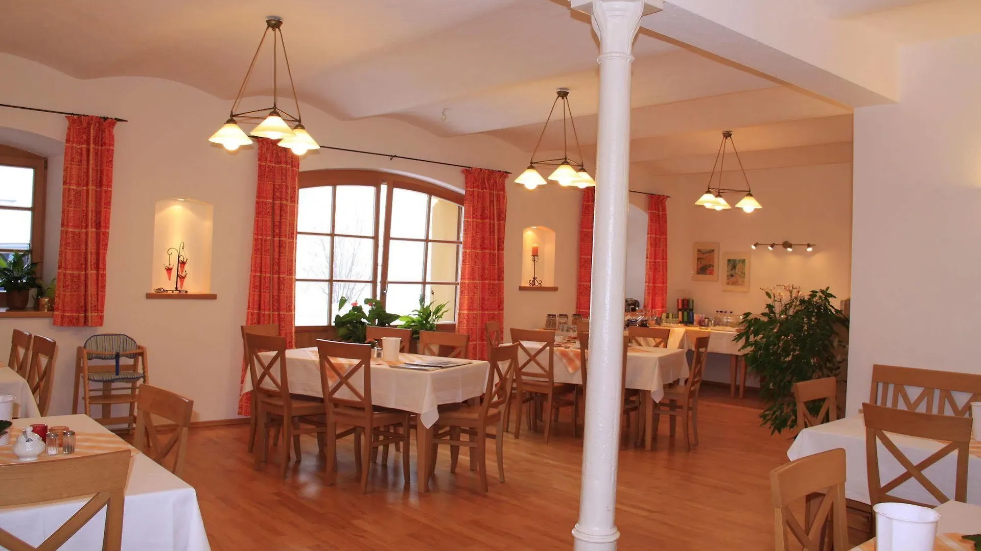 *** Guest house Pension Bernhardhof Otterfing Germany